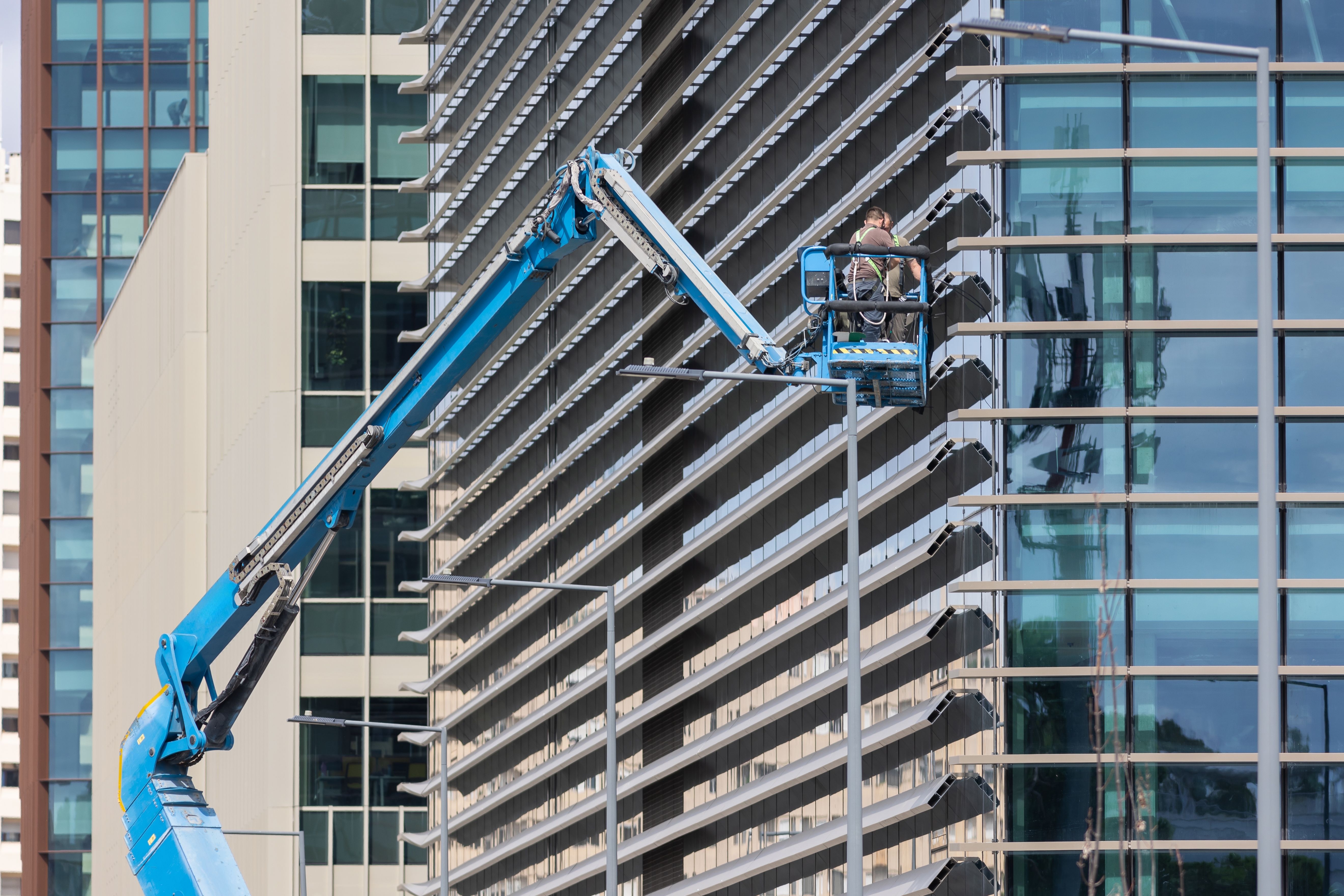 Lindahl advises the majority shareholder on the sale of Herok Group