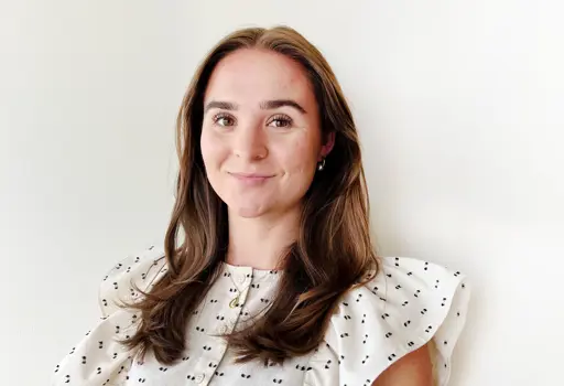 Från kravbrev till kultur – Josefin om livet som sommarnotarie